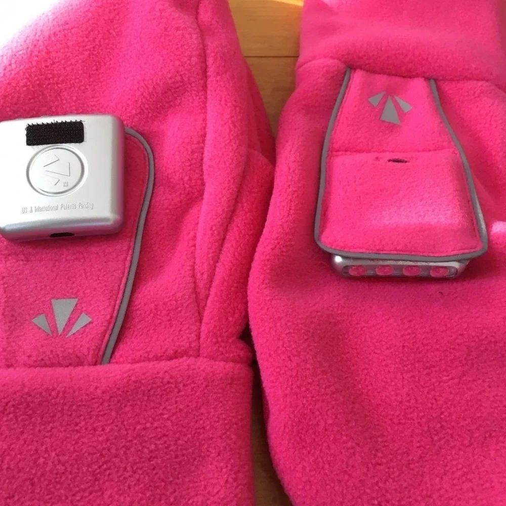 runLites Mittens Hot Pink Running Fleece Gloves size Large with battery